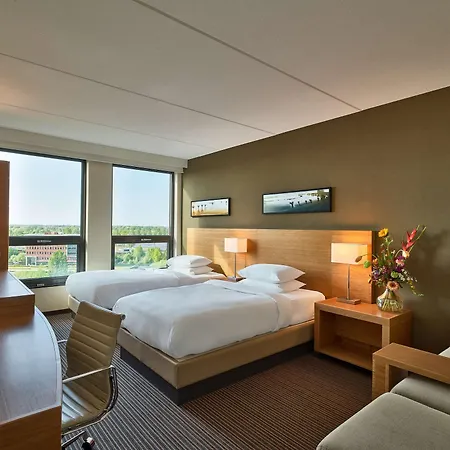 Hyatt Place Amsterdam Airport 4* Hoofddorp