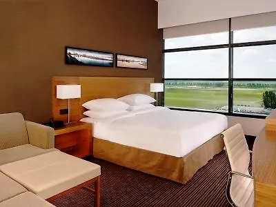 Hyatt Place Amsterdam Airport 4* Хоофддорп