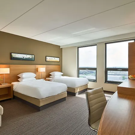 Hyatt Place Amsterdam Airport Hotel 4*