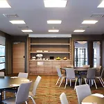 Hyatt Place Amsterdam Airport 4*