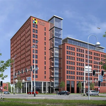 Hyatt Place Amsterdam Airport 4*